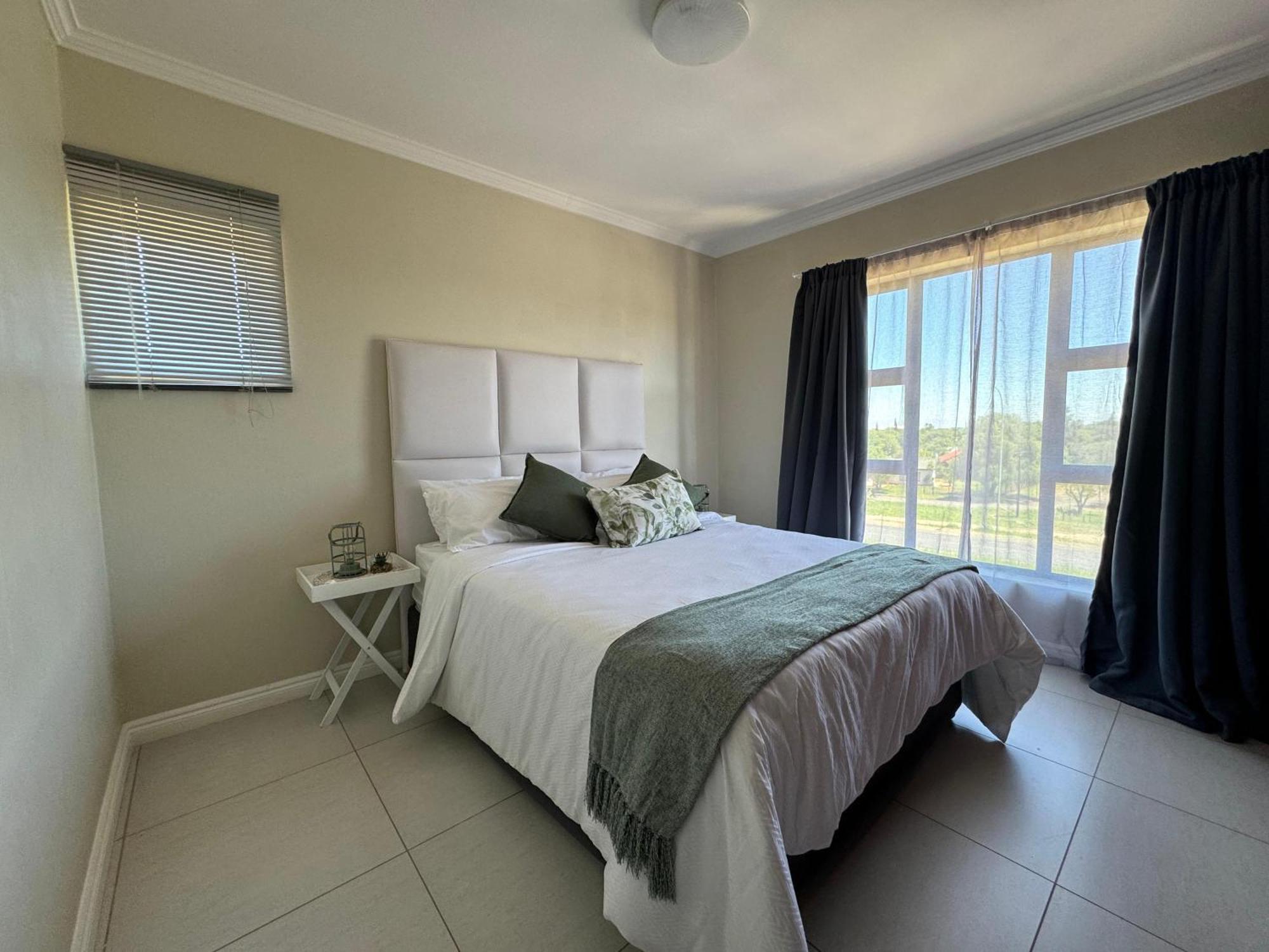 The Palms Unit 5 Apartment *